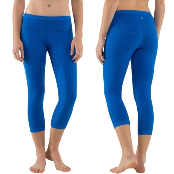 LULULEMON Roll Out Crop in Baroque Blue. Size 4 - Picture 1 of 12